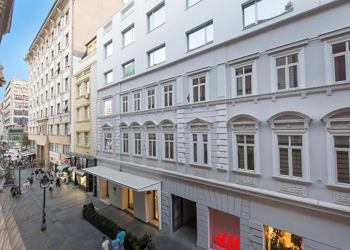 Отель Boutique Museum